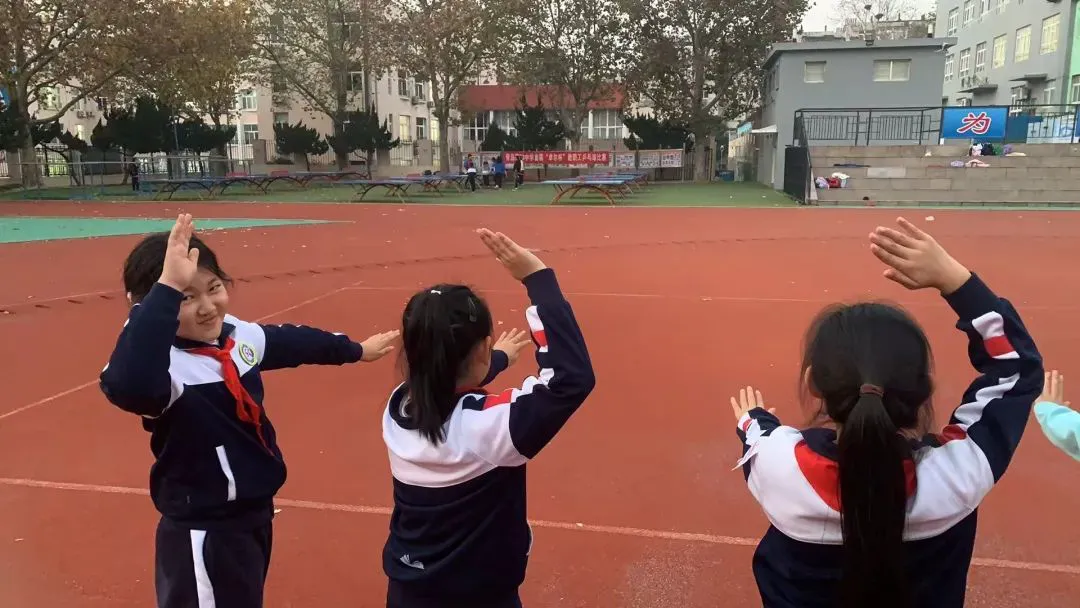 大学篮球队员如何从友谊赛中受益_1